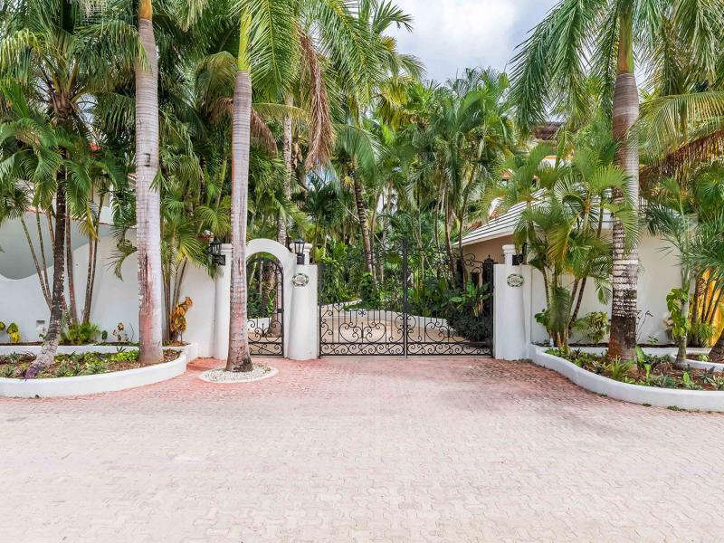 Villa Daina , Soliman Bay 