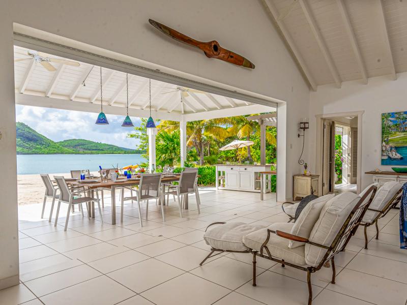 Palm Point , Jolly Harbour 