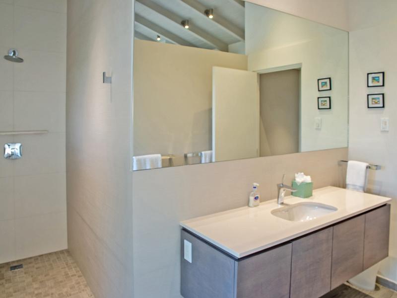 Portobello Villa , Beachfront villas Barbados , St James , West Coast Barbados 