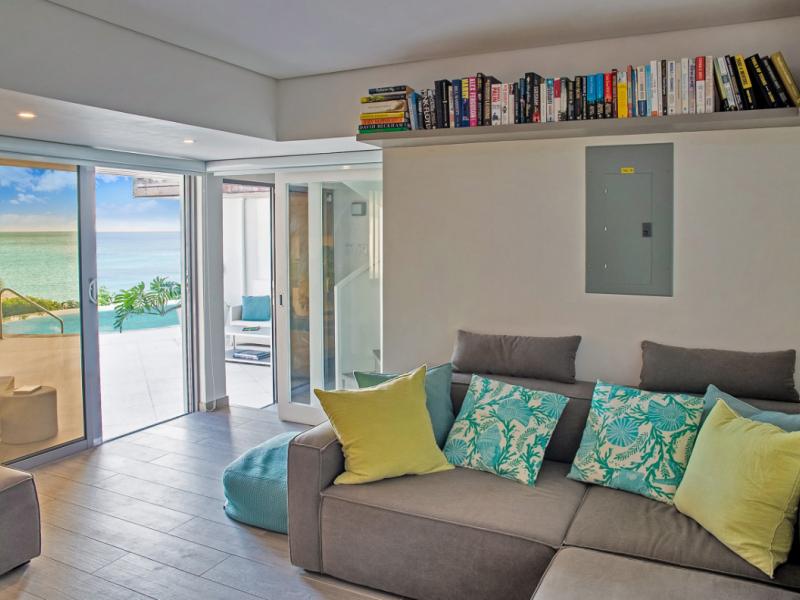 Portobello Villa , Beachfront villas Barbados , St James , West Coast Barbados 