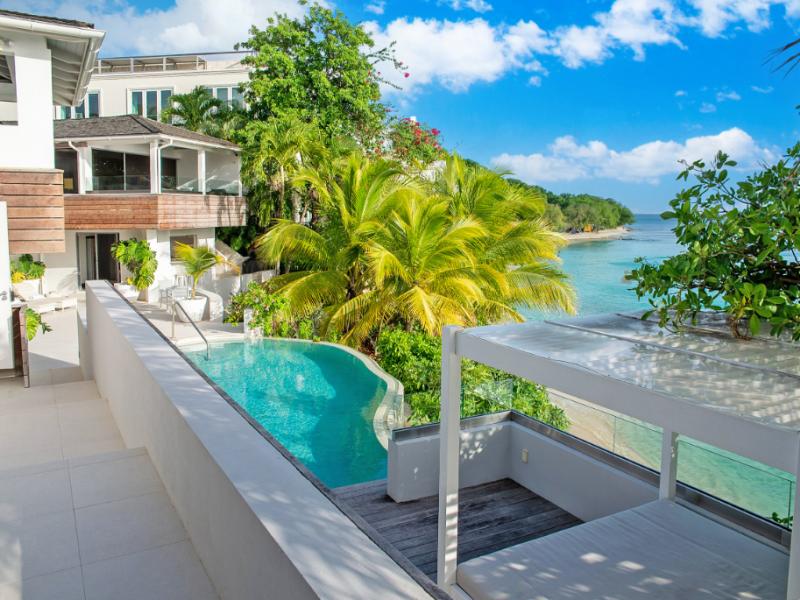 Portobello Villa , Beachfront villas Barbados , St James , West Coast Barbados 