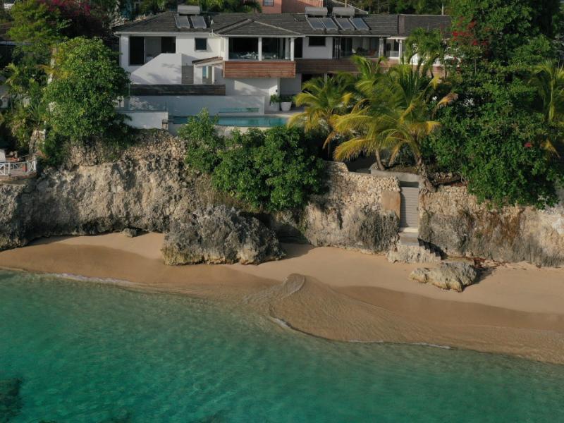 Portobello Villa , Beachfront villas Barbados , St James , West Coast Barbados 