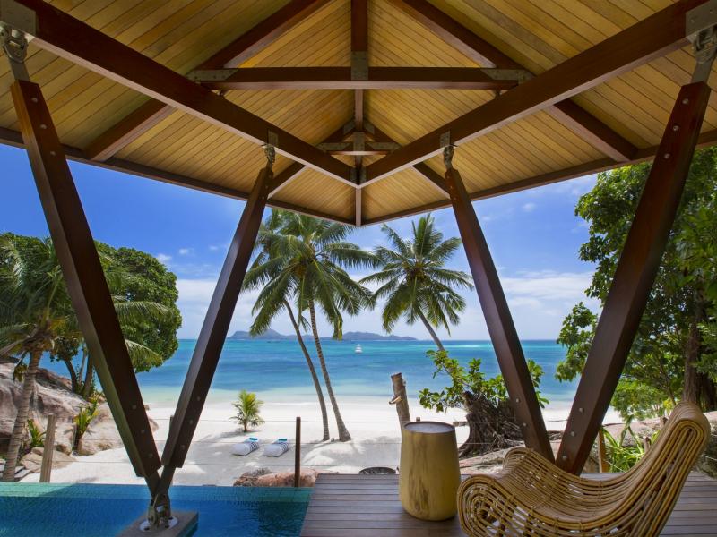 Deckenia , Praslin 