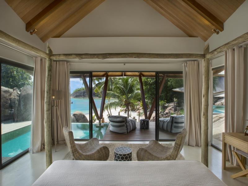 Deckenia , Praslin 