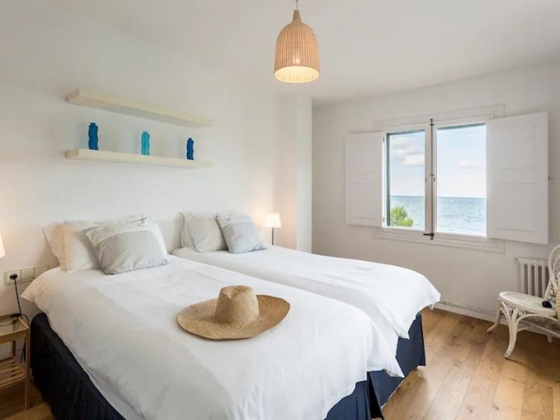 Port House , Soller 