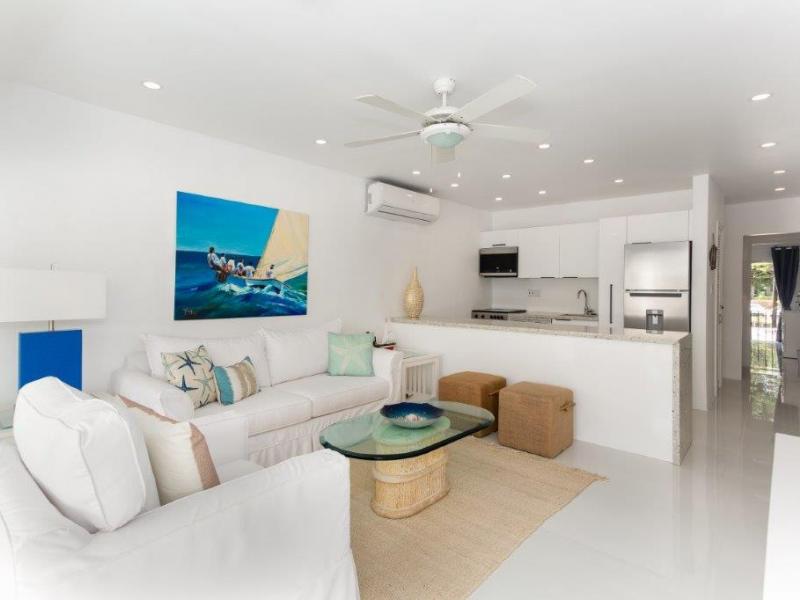 Glitter Bay 207 - Sea Glass , Beachfront villas Barbados , Glitter Bay , St James , Waterfront villas Barbados , West Coast Barbados 