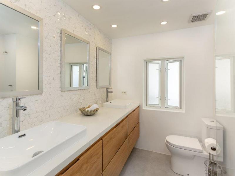 Glitter Bay 207 - Sea Glass , Beachfront villas Barbados , Glitter Bay , St James , Waterfront villas Barbados , West Coast Barbados 