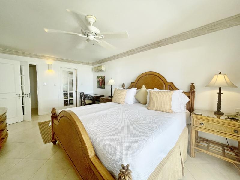 Villas on the Beach 101 , Beachfront villas Barbados , Holetown , St James , Villas on the Beach, Barbados , West Coast Barbados 