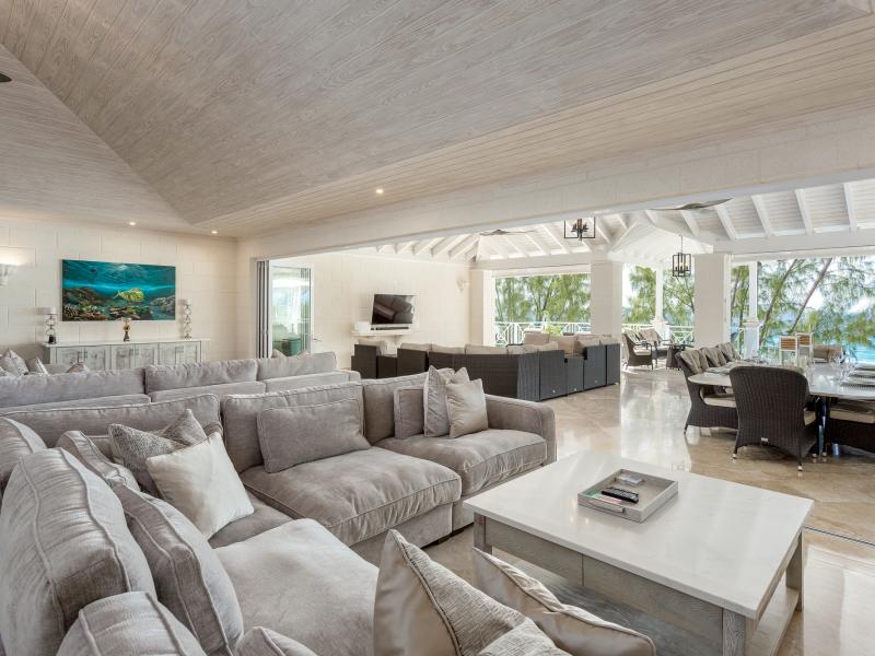 Old Trees 302 - La Mirage Penthouse , Beachfront villas Barbados 