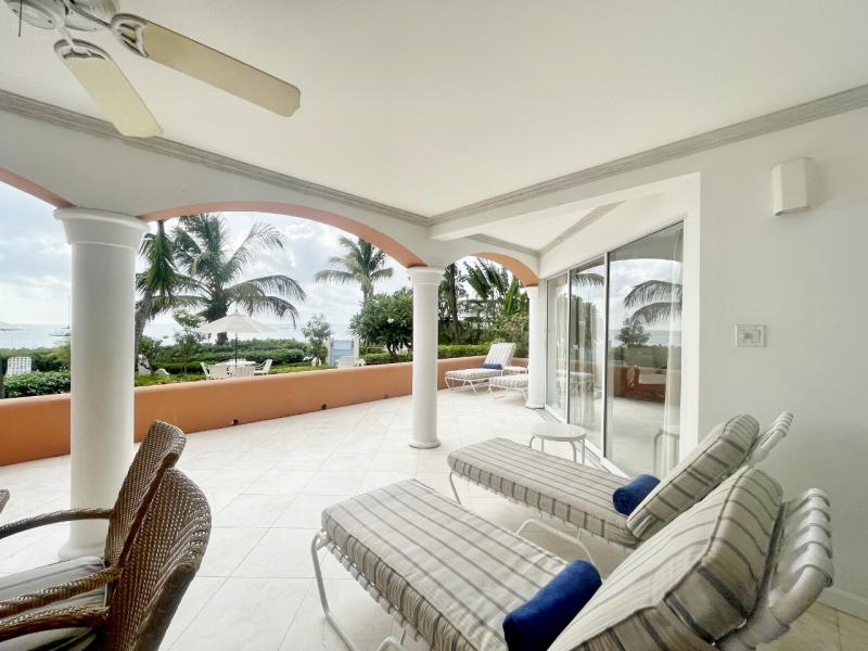 Villas on the Beach 103 , Beachfront villas Barbados , Holetown , St James , Villas on the Beach, Barbados , West Coast Barbados 