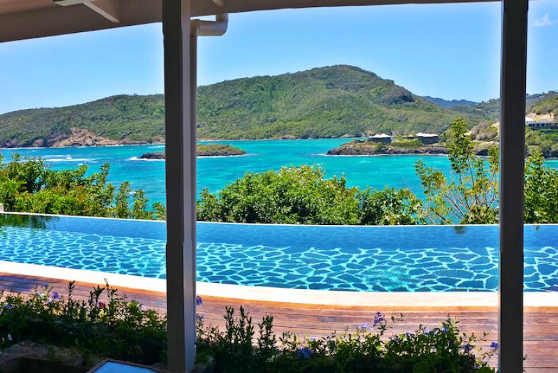 Crescent Bay Villa