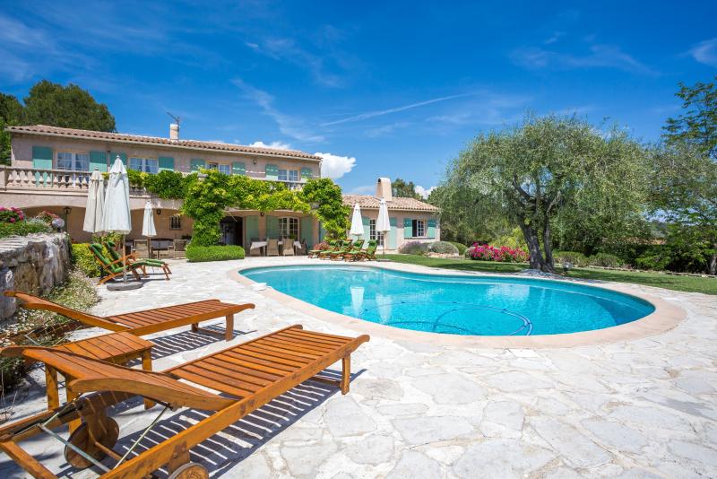 Villa Tulip